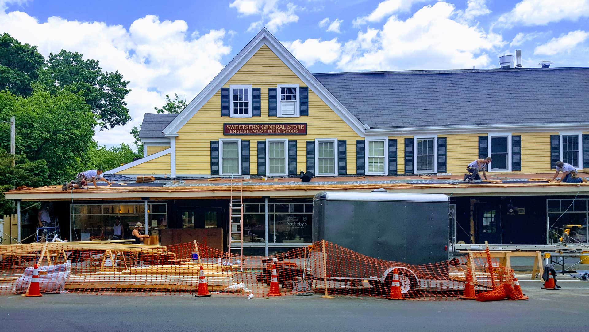 Sweetser's Building Duxbury, MA by Hamadeh Custom Builders (781) 2588112